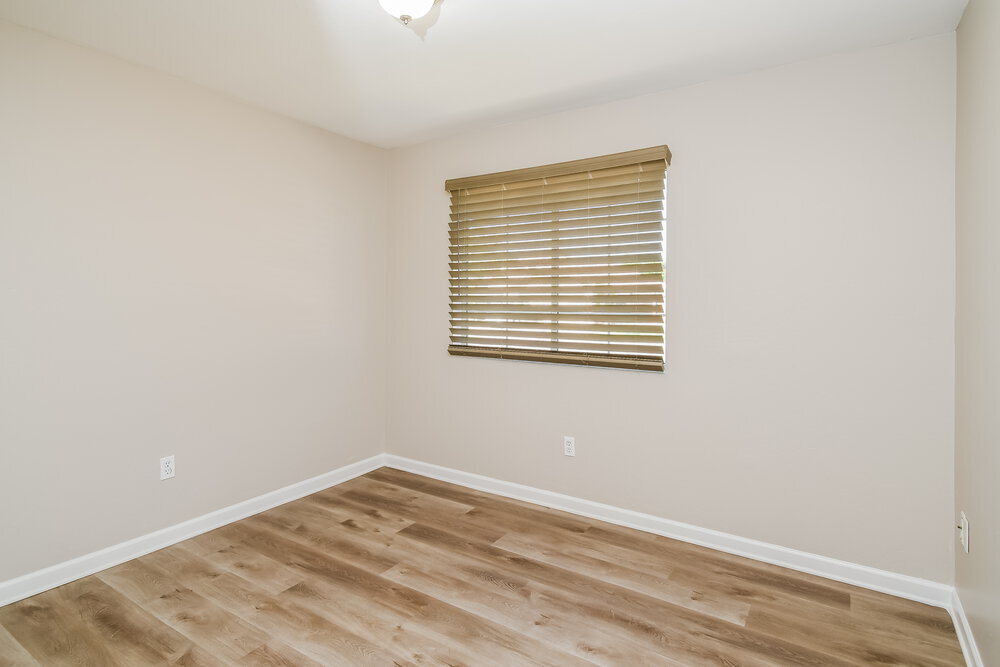 Building Photo - 2717 S Ananea