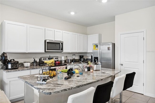 Building Photo - 8924 Milestone Dr