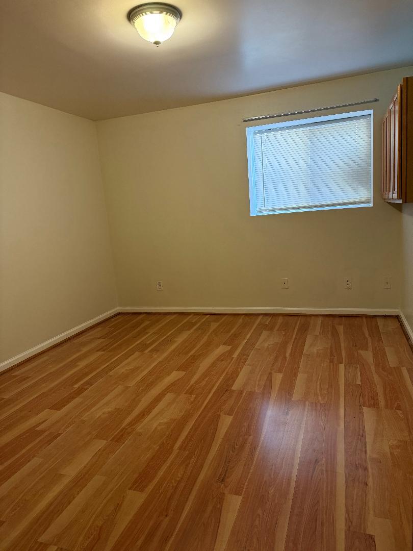bedroom - 35 Lakewood Ave