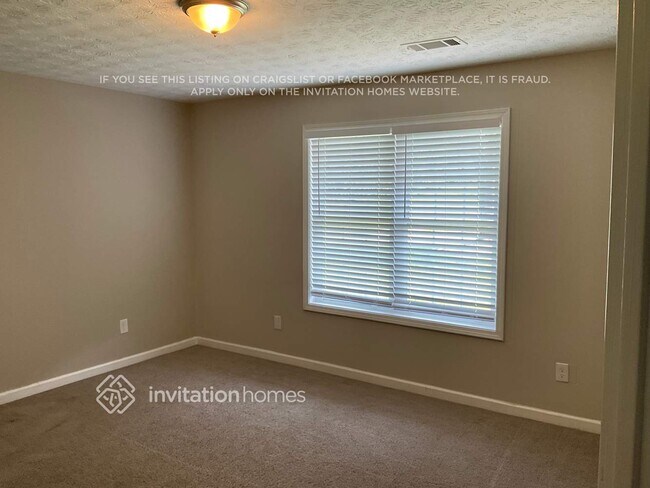 Building Photo - 308 Pebblestone Dr