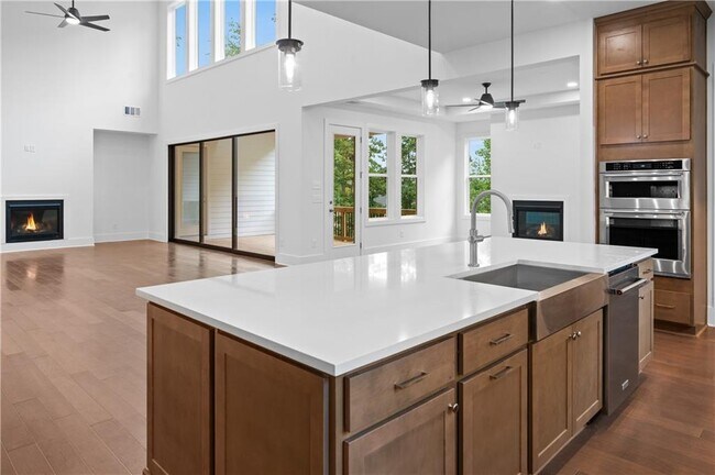 Building Photo - 7390 Cornflower Ct