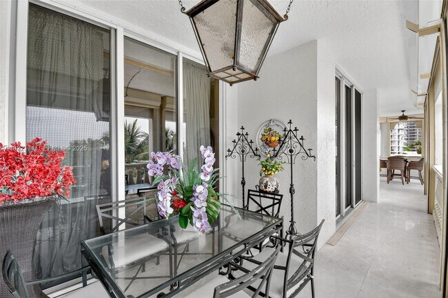 Building Photo - 19925 NE 39th Pl