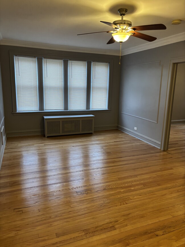 Dining Room - 2014 E 77th St