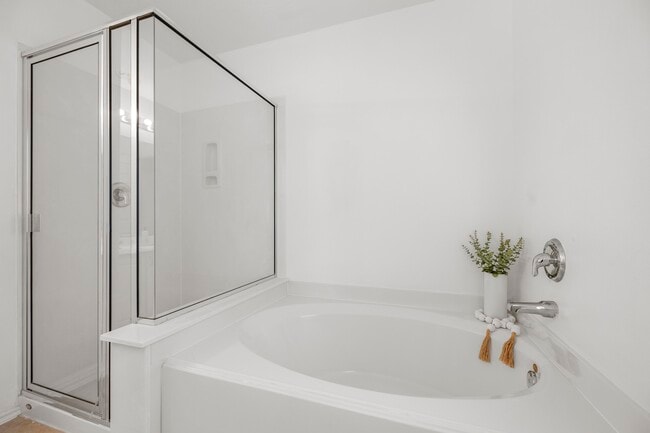 Building Photo - 2911 Hackamore Hollow Ln