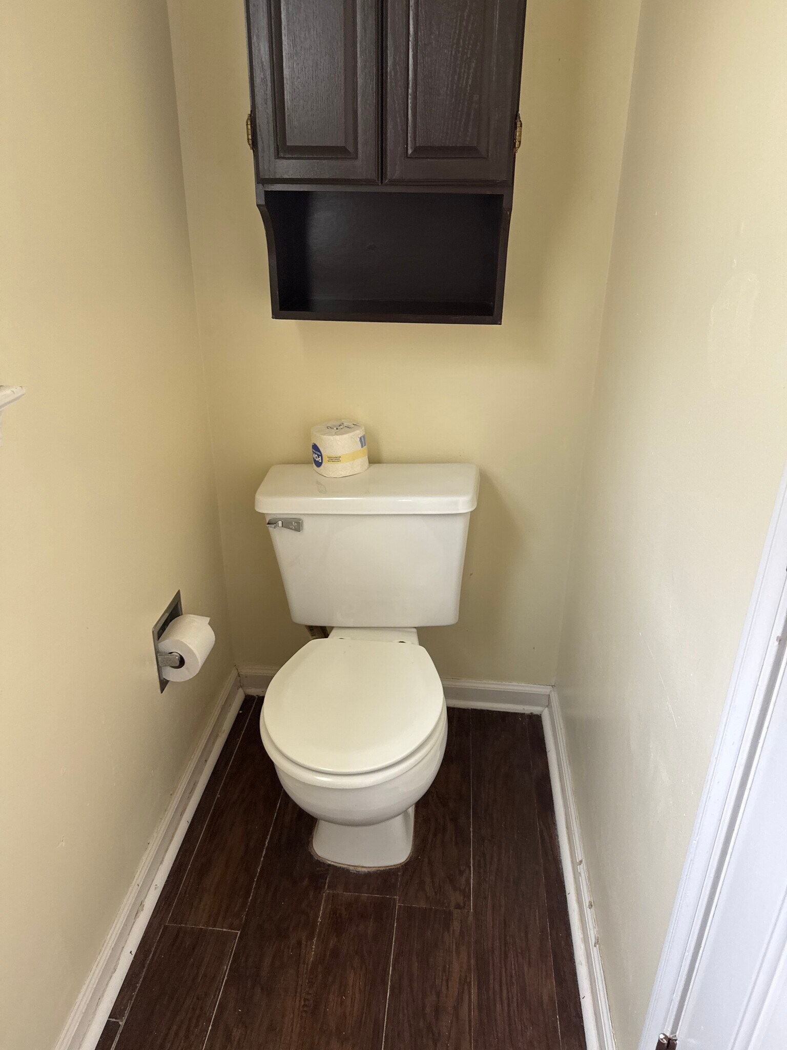 Half bath down stairs - 160 Wainwright Mnr