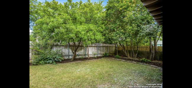 Building Photo - Charming Alamo Heights Cottage
