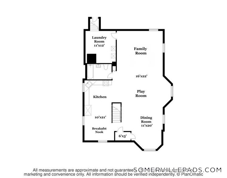 Building Photo - 98 Elm St