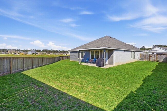 Building Photo - 651 Spring Ashberry Ct