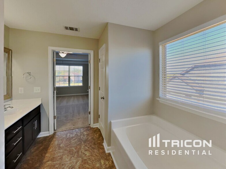Building Photo - 147 Mckain Crossing