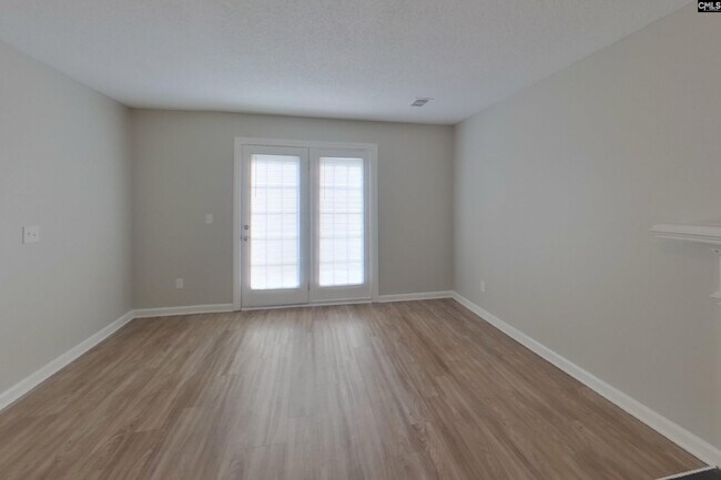 Building Photo - 163 Brooksong Dr