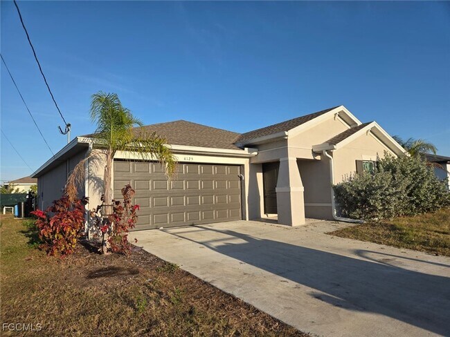 Building Photo - 4125 NE 15th Pl