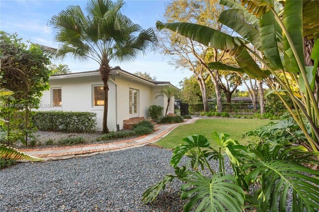 Building Photo - 600 San Lorenzo Ave