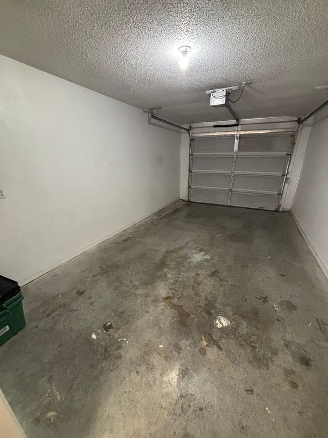Building Photo - Transformation in Progress: Updated 2BR Duplex in Fayetteville! NO PETS!