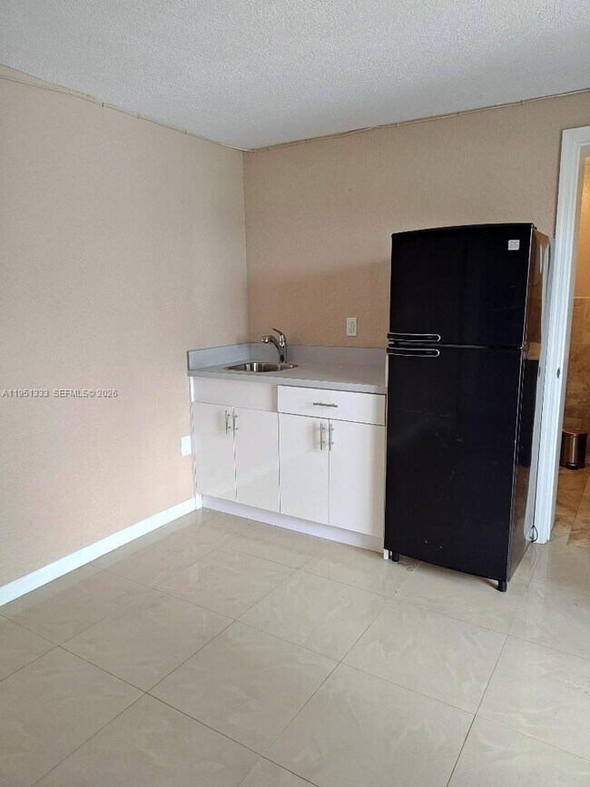 Building Photo - 13520 NW 11th Ave