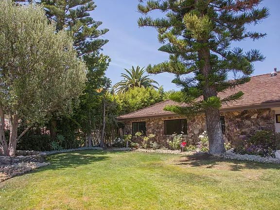 Building Photo - NO MIN CREDIT SCORE REQUIRED, BK OKAY, PAST EVICTION OKAY!, BACKGROUND FRIENDLY. Apply at "The Re...