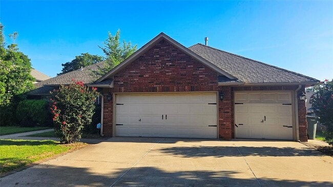 Building Photo - 4017 Eaton Pl
