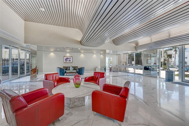 Building Photo - 9273 Collins Ave