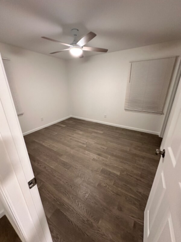 Building Photo - 548 Starling Way
