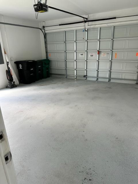 Building Photo - 3882 SW Ridley St