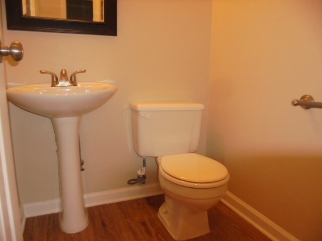 Building Photo - 2400 Catamaran Court