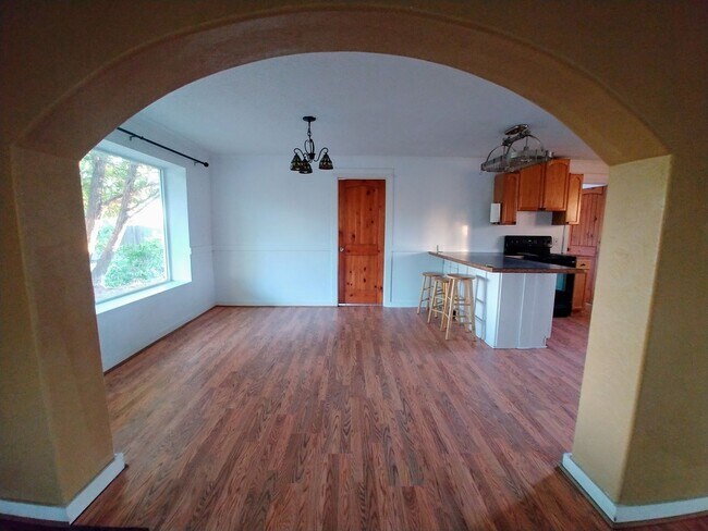 Building Photo - Cozy 2 Bed, 1 Bath Home in Rural Wilder