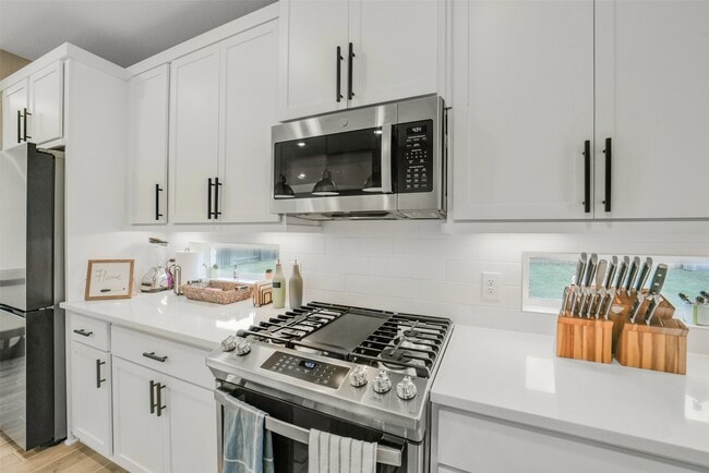 Building Photo - 7834 Swooping Swallow Ln