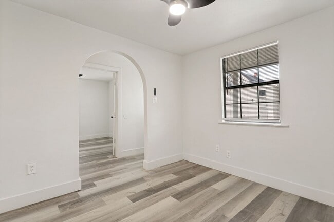 Building Photo - CHARMING 1-BEDROOM CASITA IN DENVER HEIGHTS