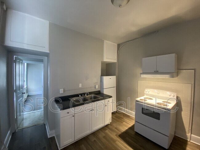 Building Photo - 336 W Philadelphia St