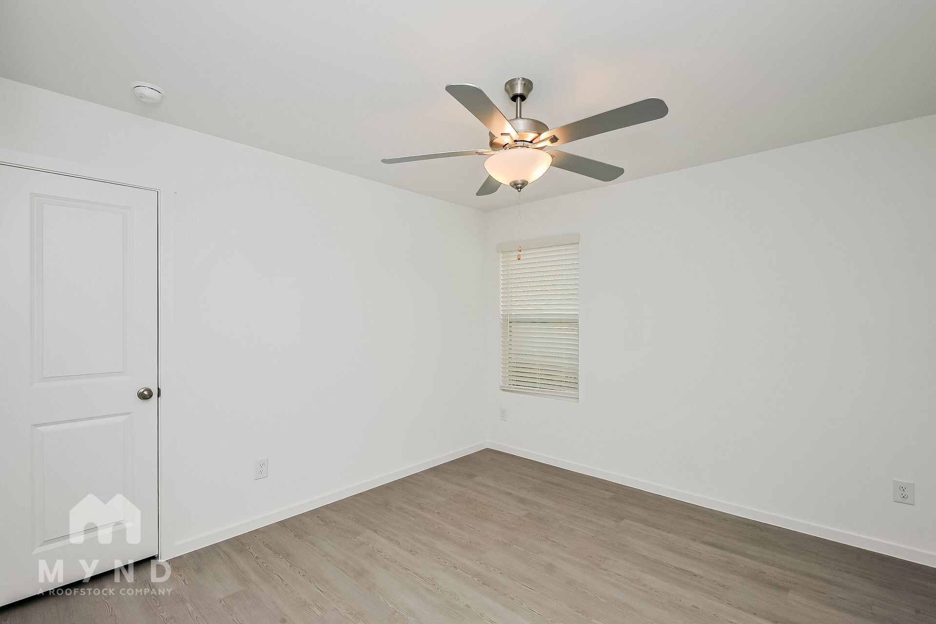Building Photo - 2720 Mistwood Dr