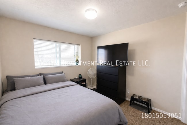 Building Photo - 6901 Florentine Way