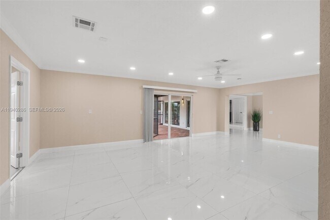 Building Photo - 7601 NW 82nd Terrace