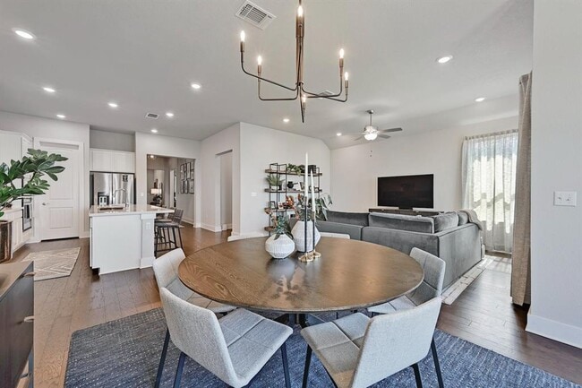 Building Photo - 8421 Thompson Teal Trl