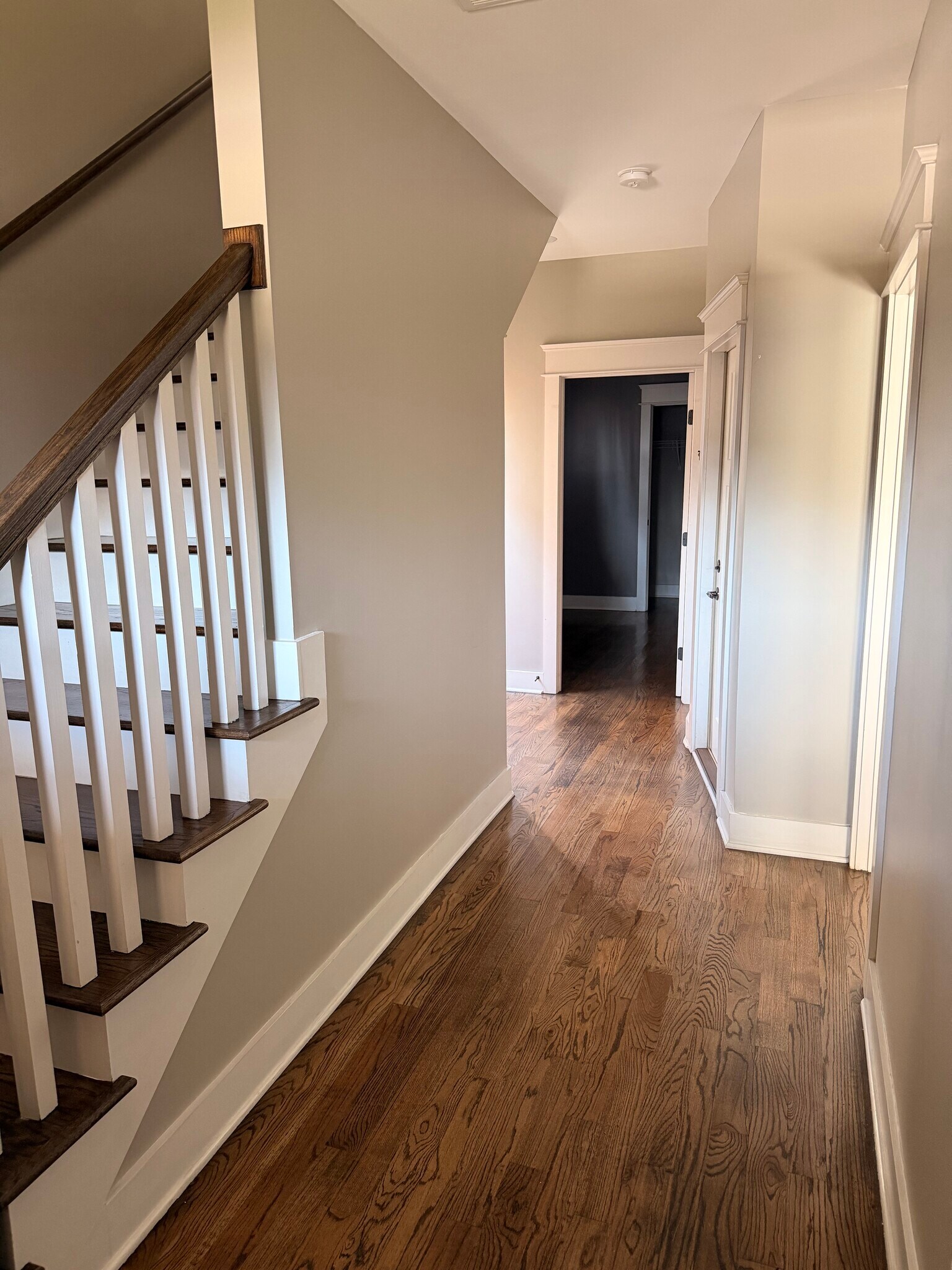 Building Photo - 414 Acklen Park Dr