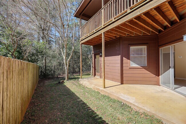 Building Photo - 1815 Tickner St