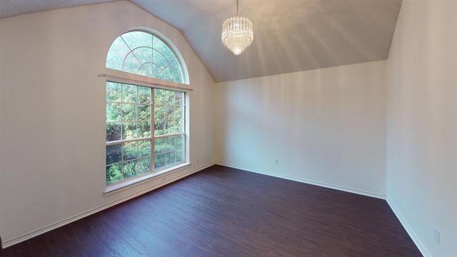 Building Photo - 6417 Lago Vista Dr