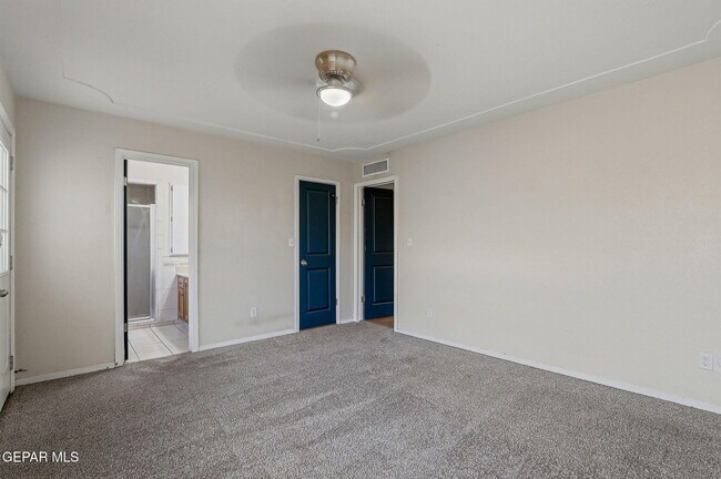 Building Photo - 604 La Chapa Ave