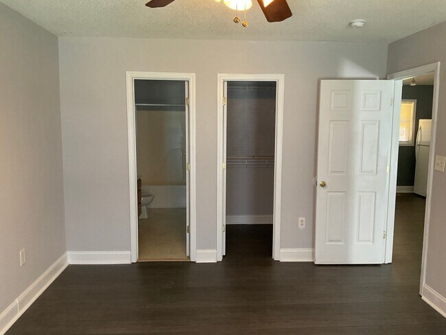 Building Photo - 7502 Anchors Aweigh Ln