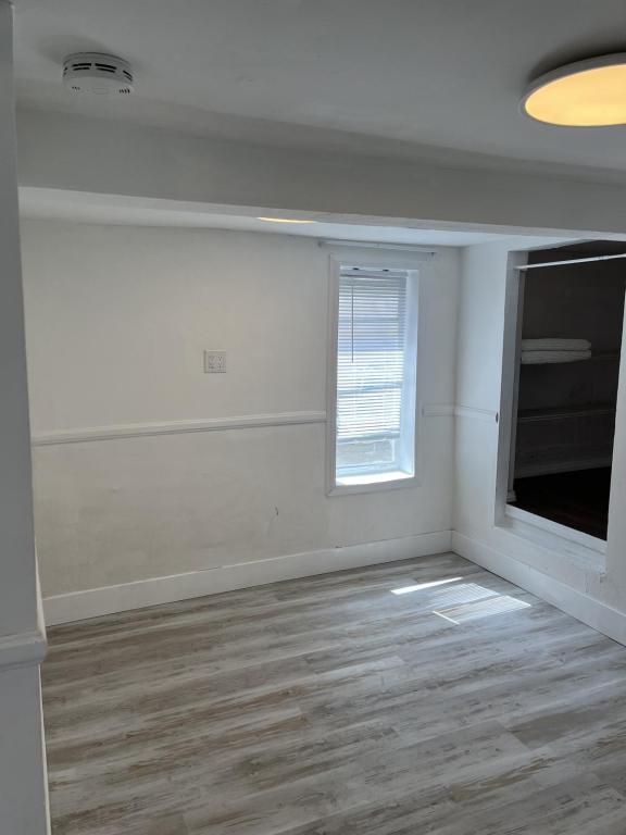 Building Photo - 4037 National Ave
