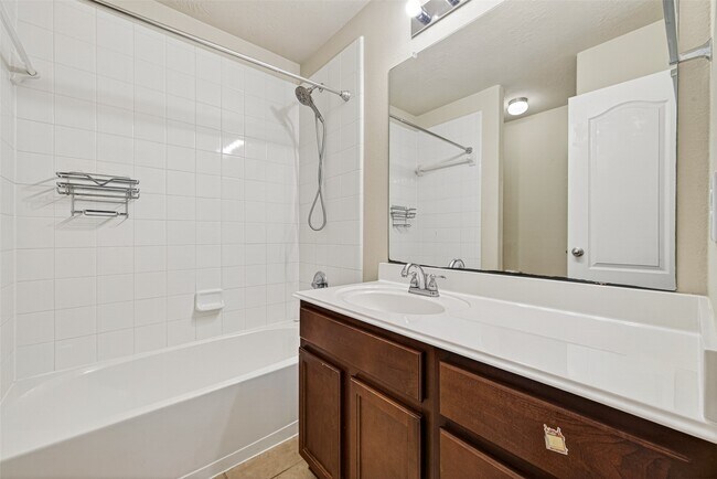 Building Photo - 2410 Horned Owl Dr