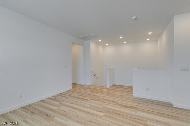 Building Photo - 1031 Valeria Rdg Ln