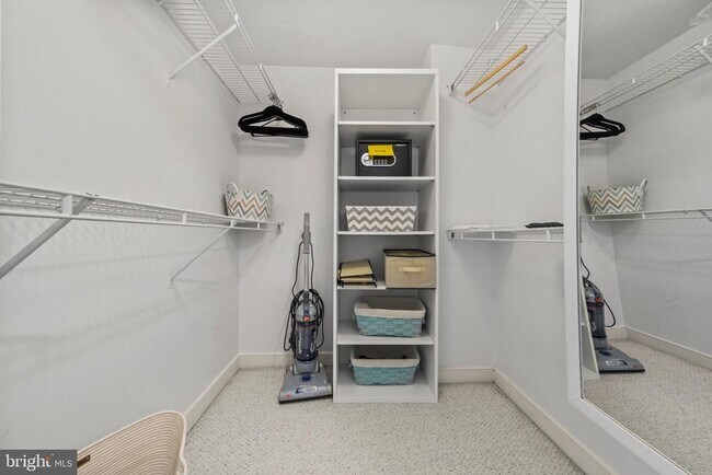 Building Photo - 631 D St NW