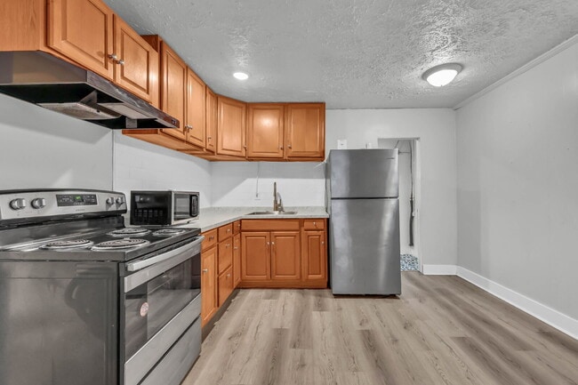 Building Photo - Charming 2-bedroom, 1-bath near downtown Clarksville!