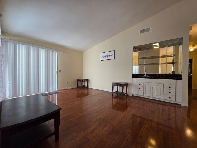 Building Photo - Rowland Heights Partially Furnished Home