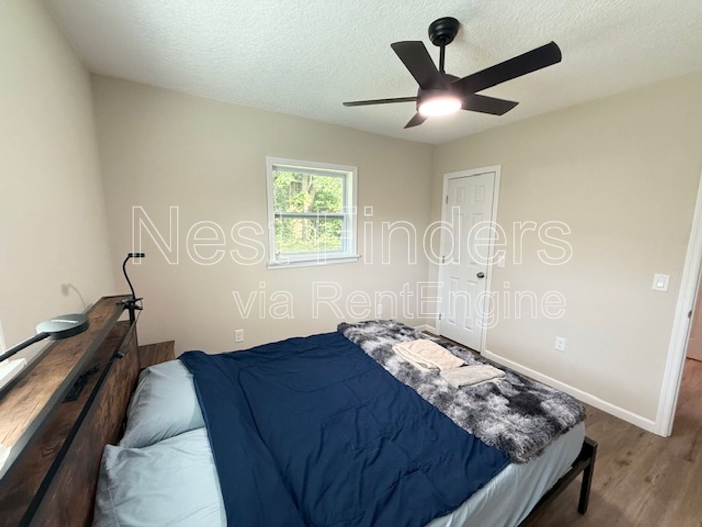 Building Photo - 1325 Hibiscus St