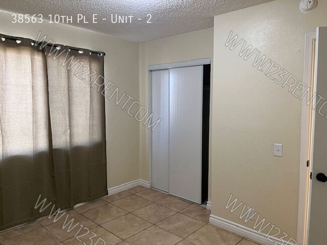 Building Photo - 1BD/ 1BTH APT EAST PALMDALE