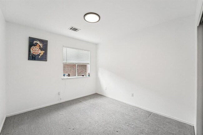 Building Photo - 15307 Sweet Caddie's Dr