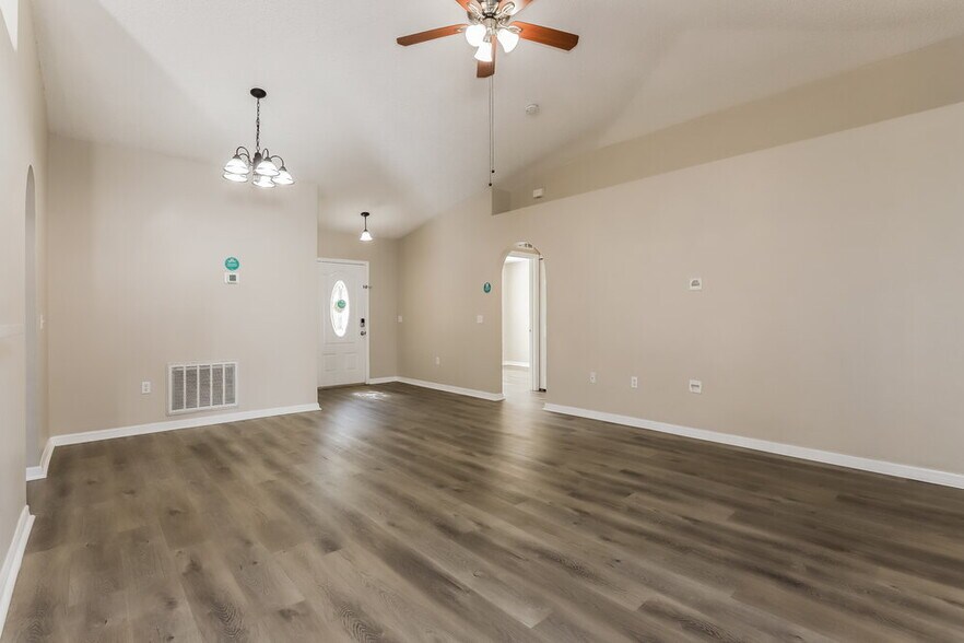 Building Photo - 12938 Bridleford Dr