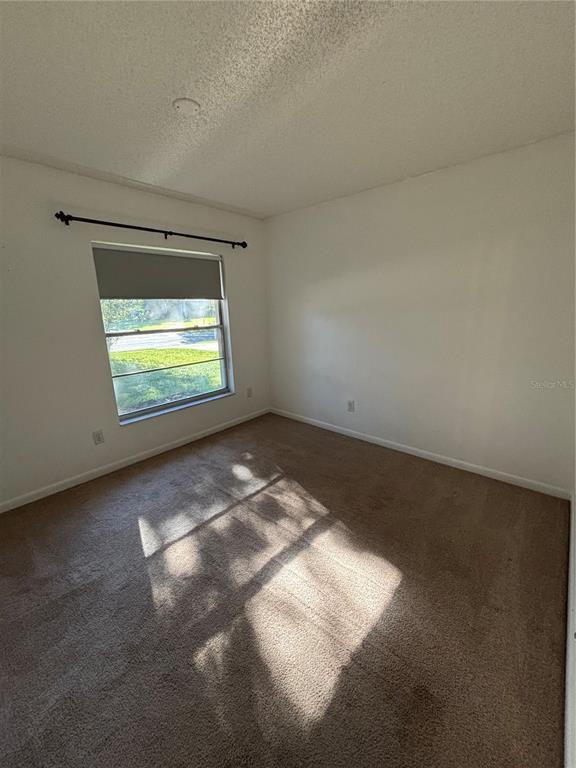 Building Photo - 1761 Lakeview Village Dr