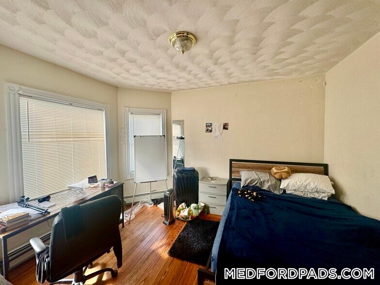 Building Photo - 288 Boston Ave