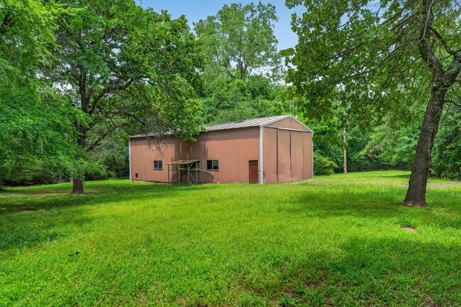Building Photo - 7700 W 43rd St S